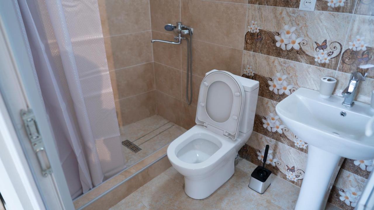 Babilon Hotel Тбилиси Екстериор снимка