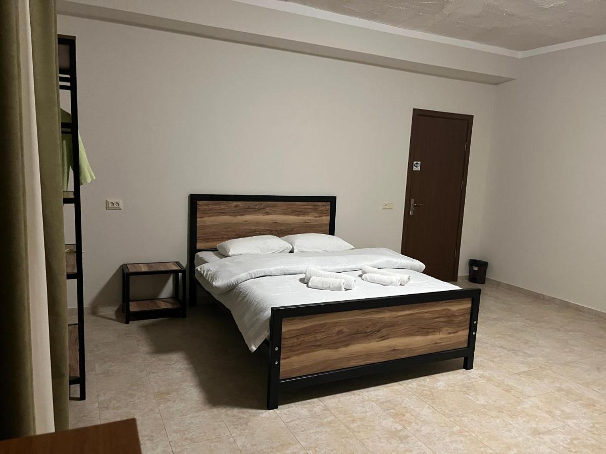 Babilon Hotel Тбилиси Екстериор снимка