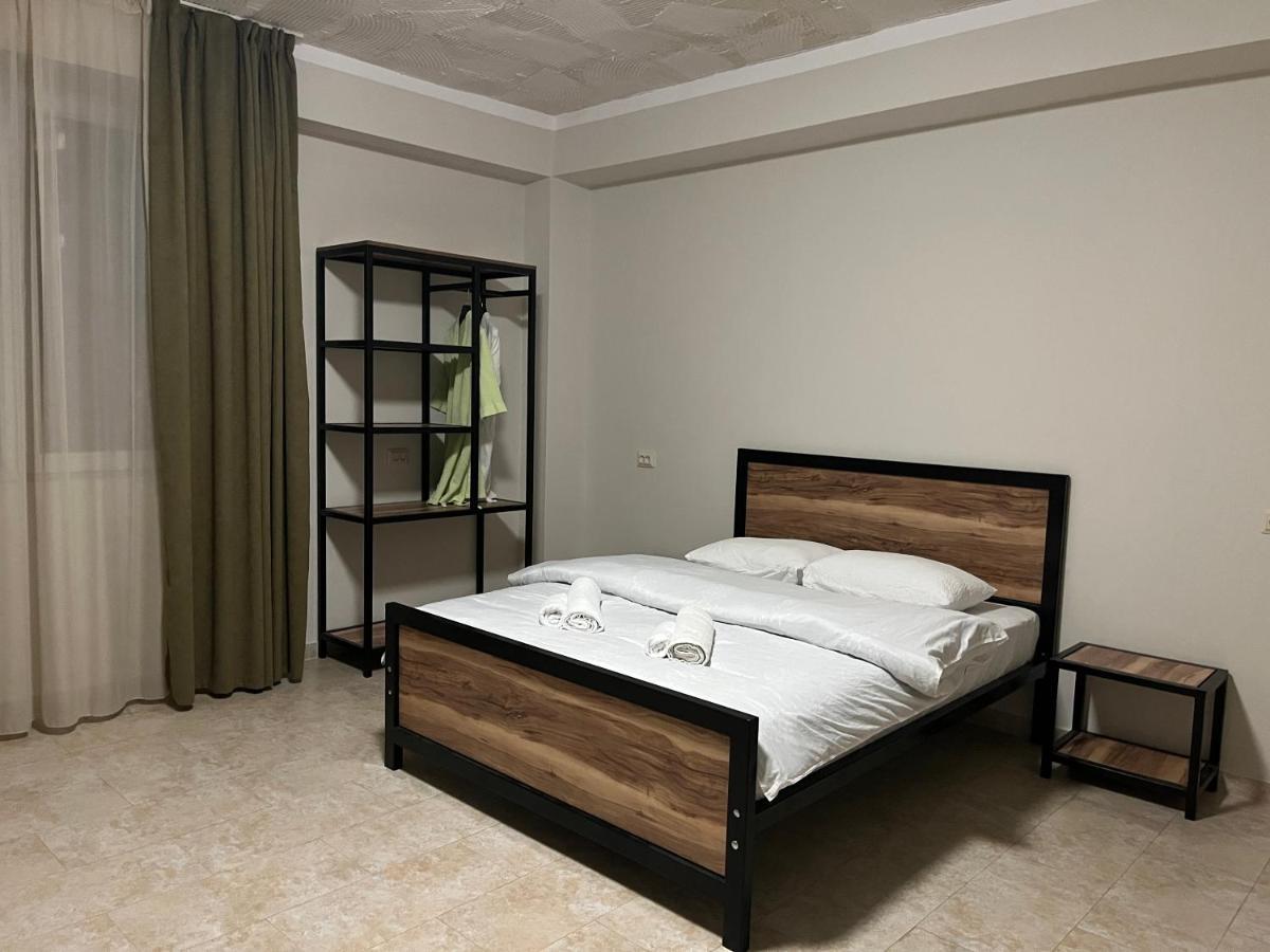 Babilon Hotel Тбилиси Екстериор снимка
